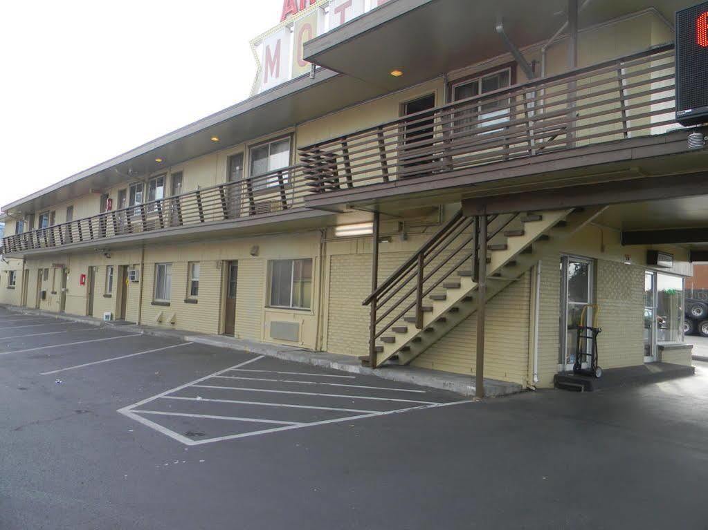 Aircrest Motel 2*