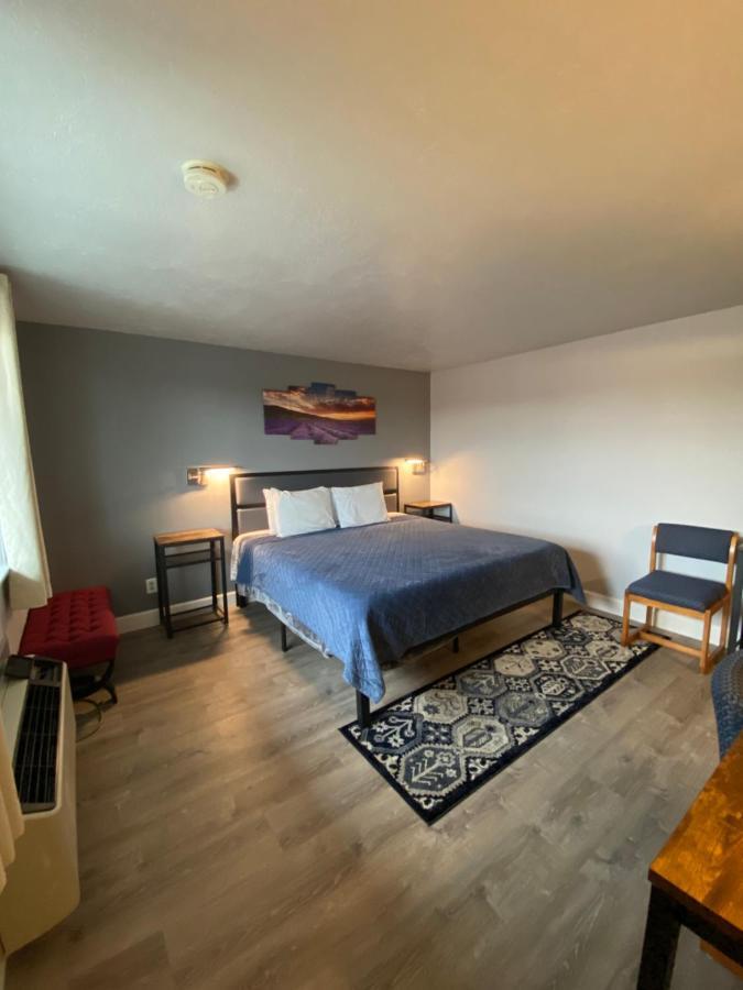 Aircrest Motel 2*
